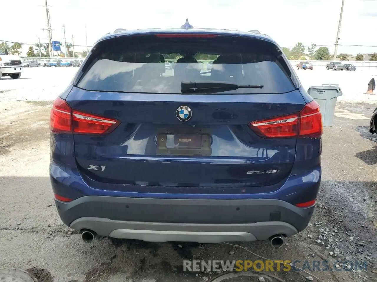 6 Photograph of a damaged car WBXHU7C56K5N33695 BMW X1 2019