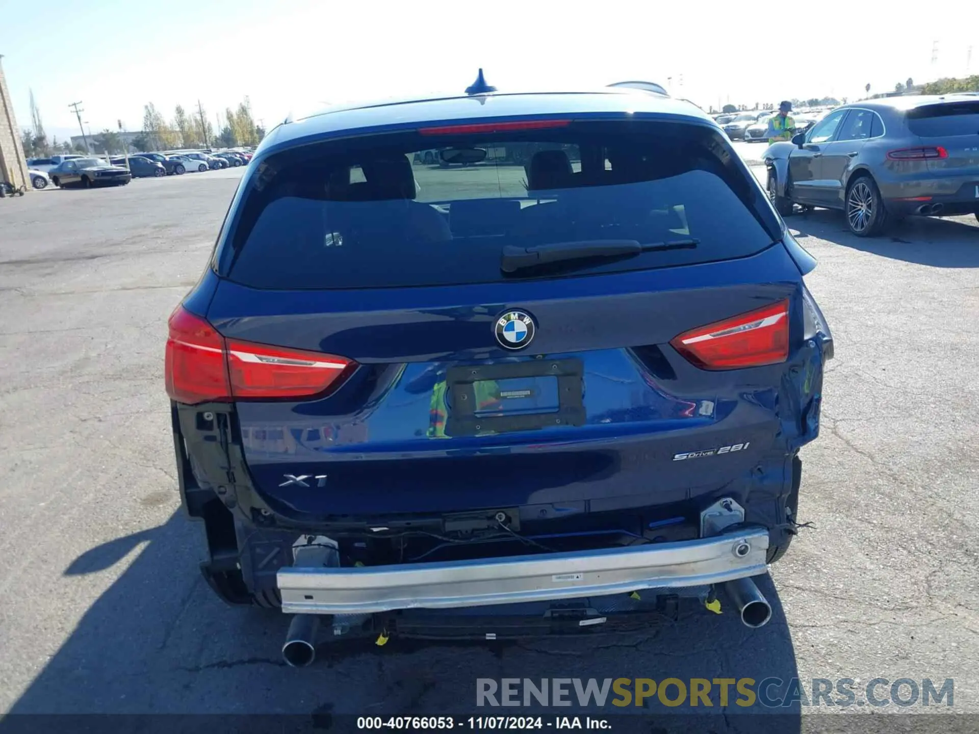 17 Photograph of a damaged car WBXHU7C58K5L10199 BMW X1 2019