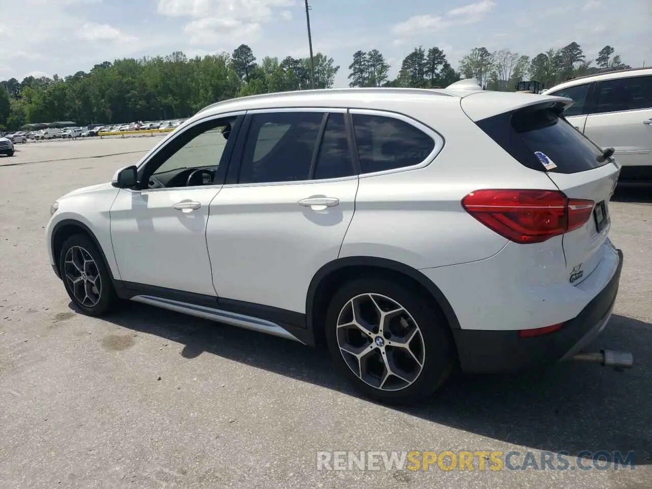 2 Photograph of a damaged car WBXHU7C58K5N43757 BMW X1 2019