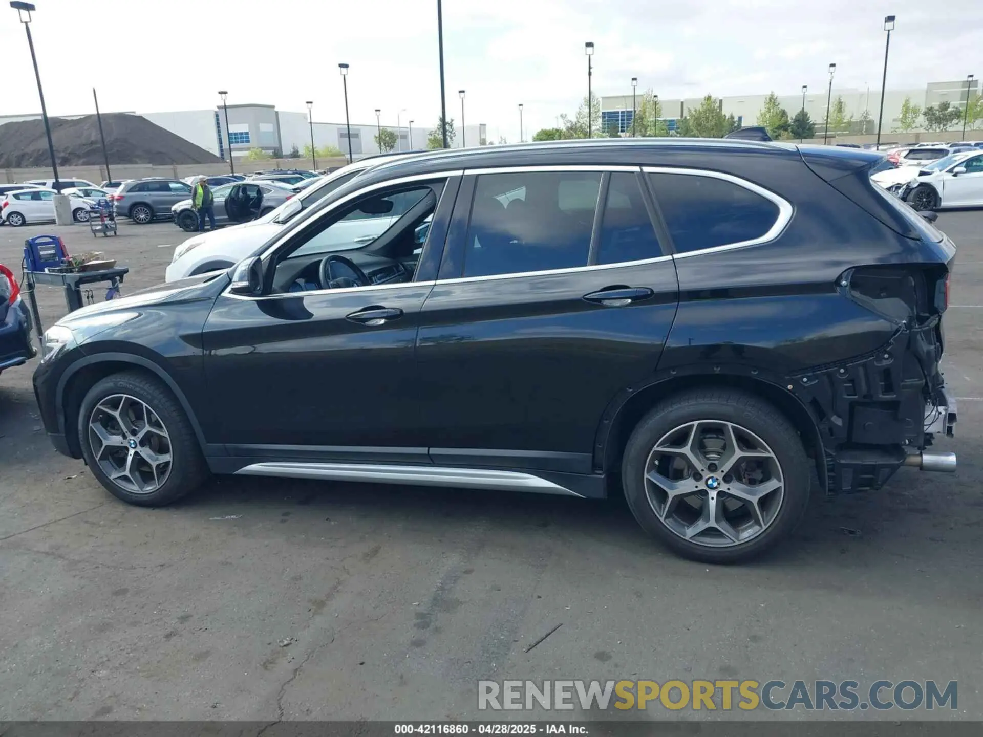 15 Photograph of a damaged car WBXHU7C59K5L12320 BMW X1 2019