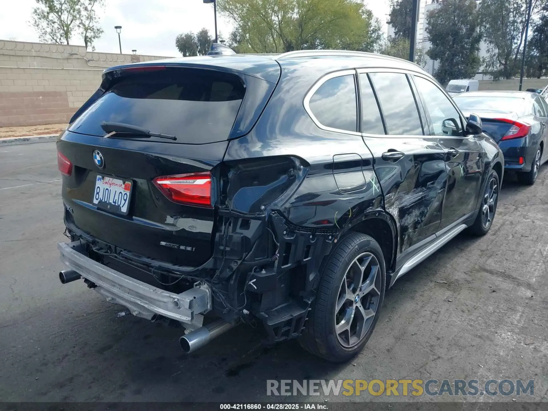 4 Photograph of a damaged car WBXHU7C59K5L12320 BMW X1 2019