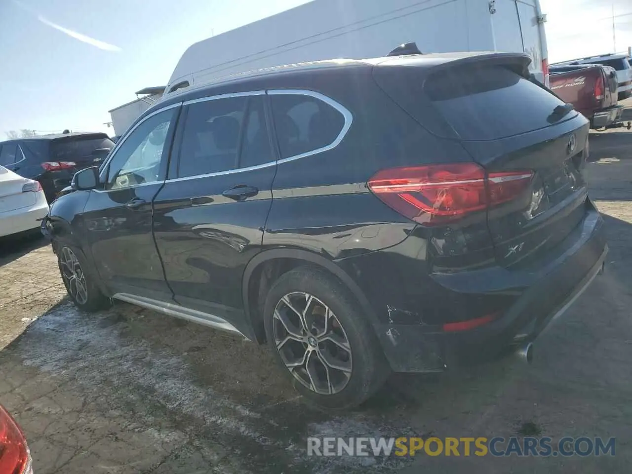 2 Фотография поврежденного автомобиля WBXJG7C01L5R36417 BMW X1 2020
