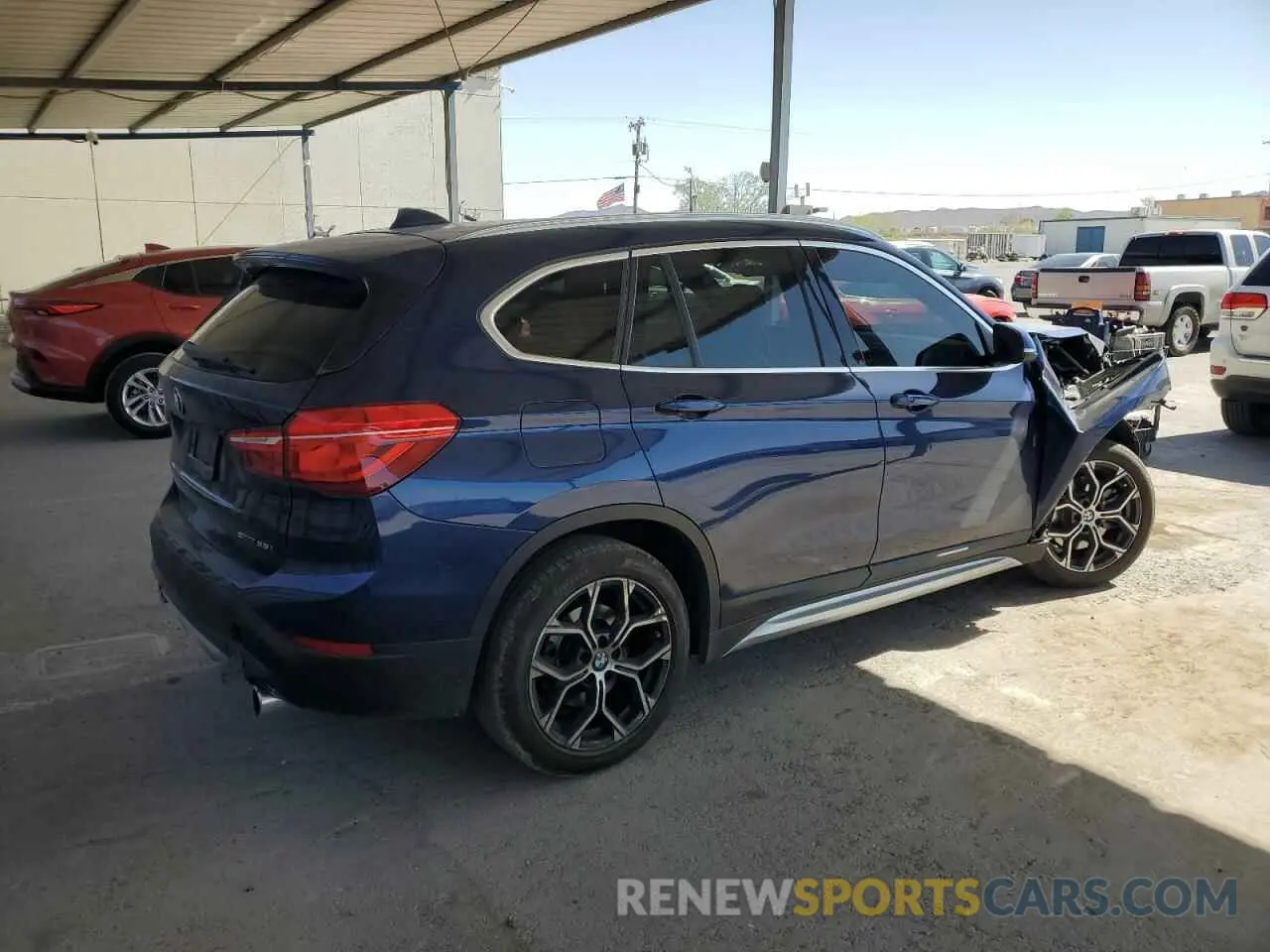 3 Фотография поврежденного автомобиля WBXJG7C05L3L87560 BMW X1 2020