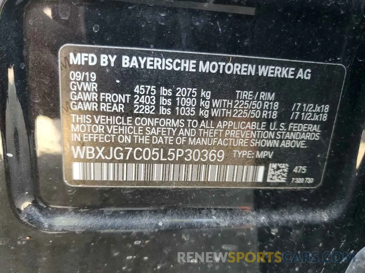 14 Photograph of a damaged car WBXJG7C05L5P30369 BMW X1 2020