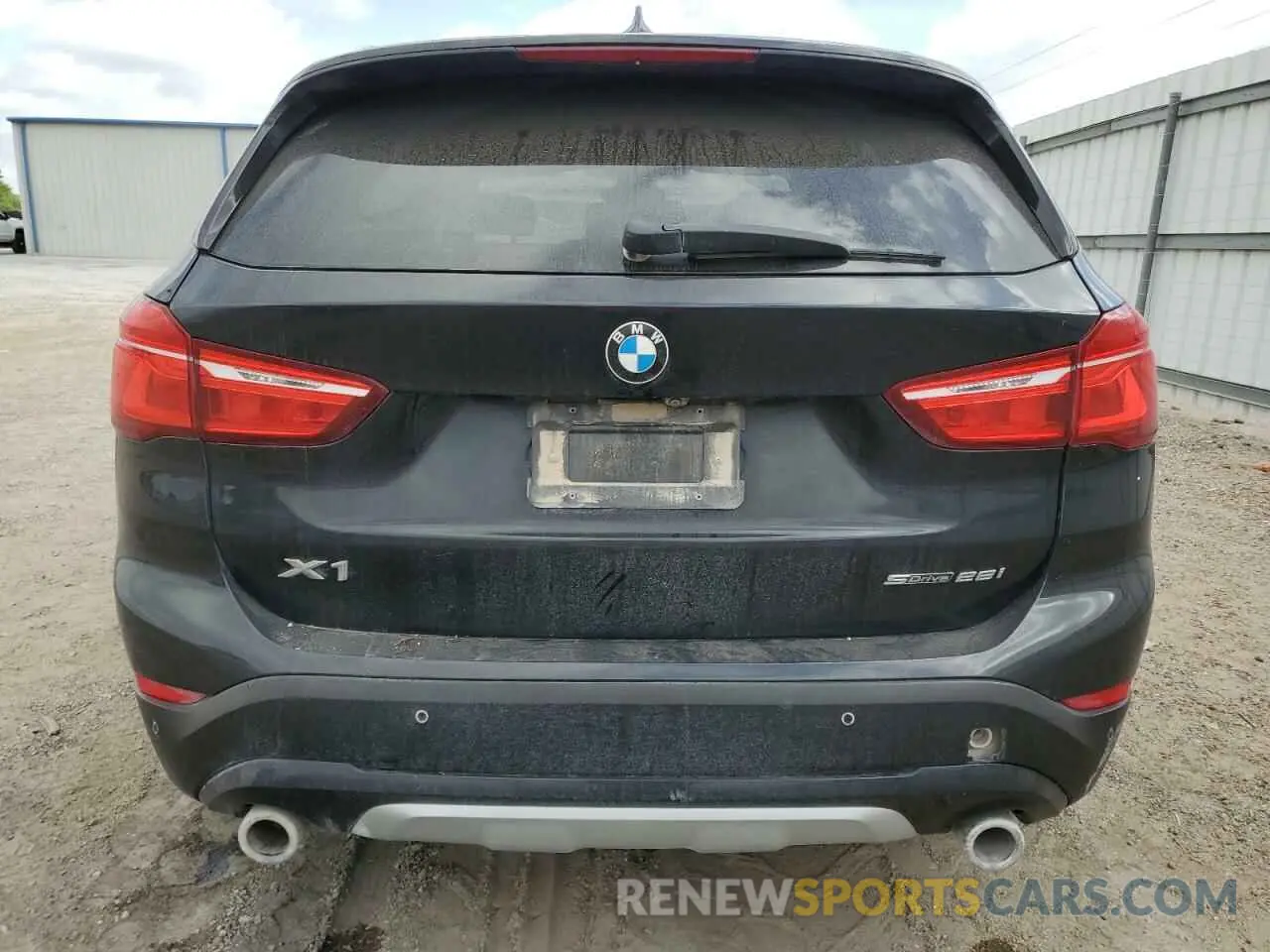 6 Photograph of a damaged car WBXJG7C05L5P30369 BMW X1 2020