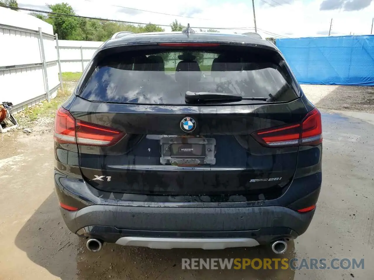 6 Photograph of a damaged car WBXJG7C05L5P46667 BMW X1 2020