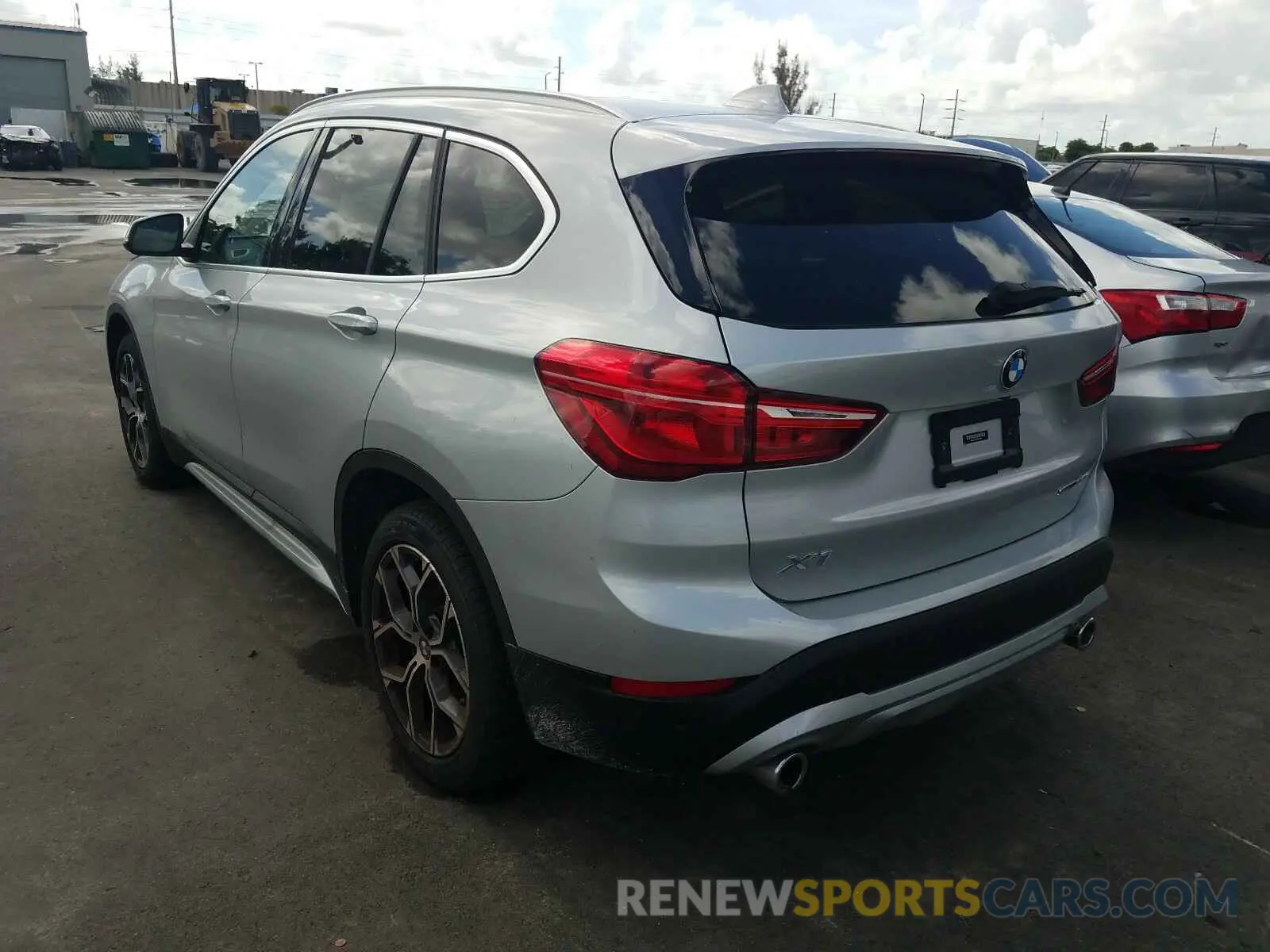 3 Photograph of a damaged car WBXJG7C05L5P71634 BMW X1 2020