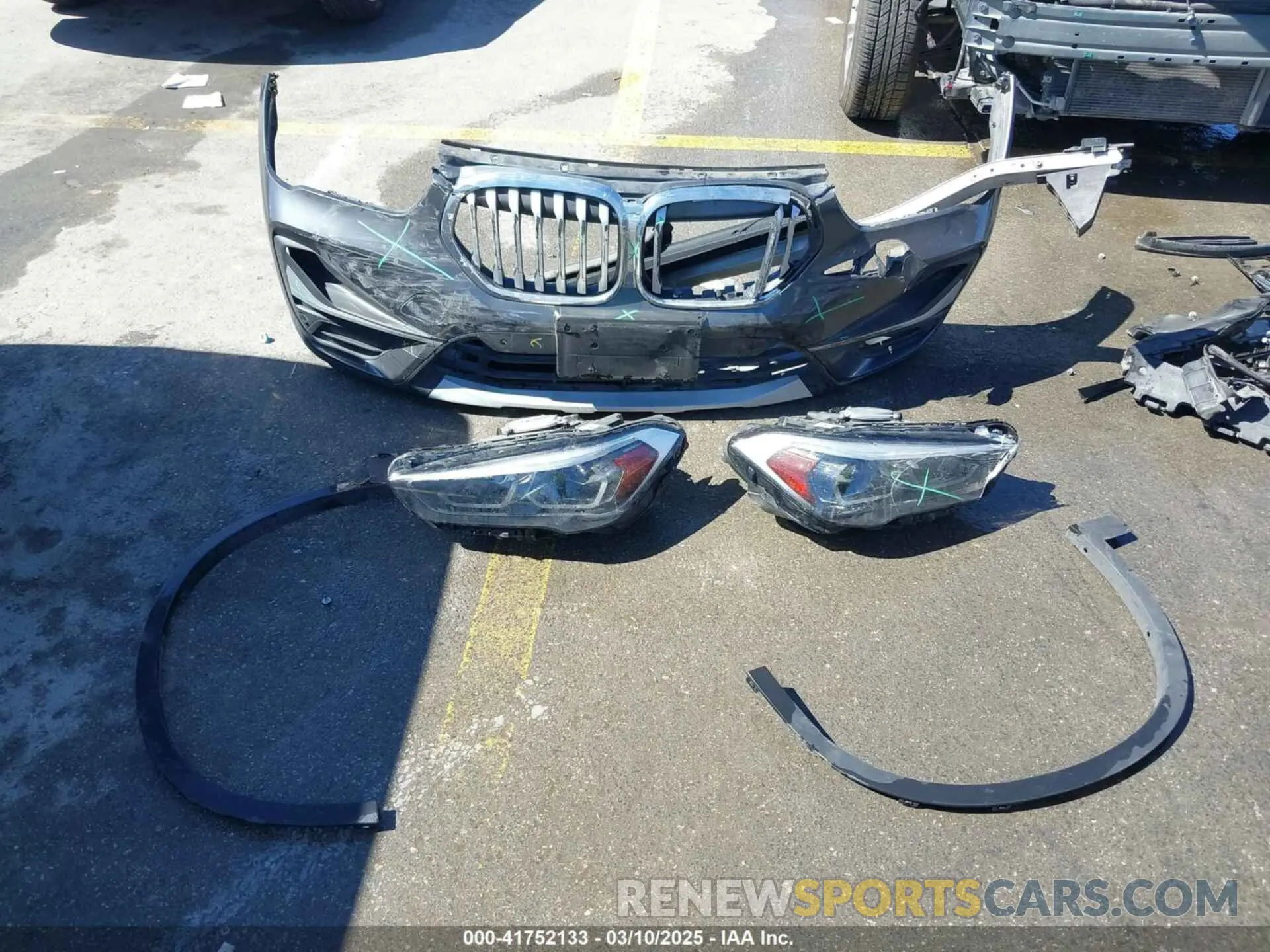 12 Photograph of a damaged car WBXJG7C0XL3L92799 BMW X1 2020