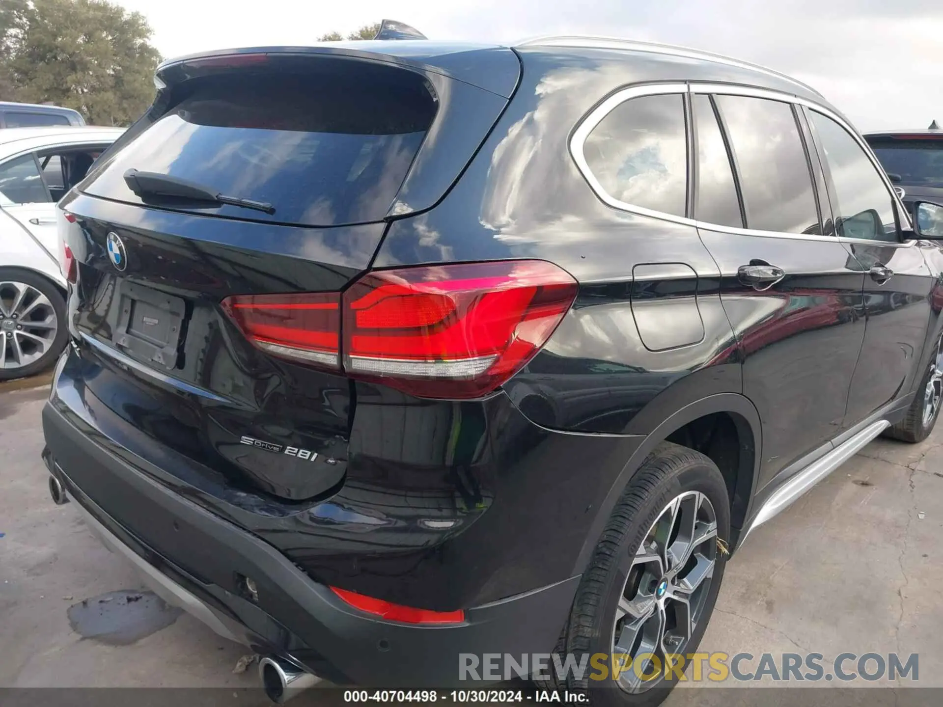 17 Фотография поврежденного автомобиля WBXJG7C0XL5R38117 BMW X1 2020