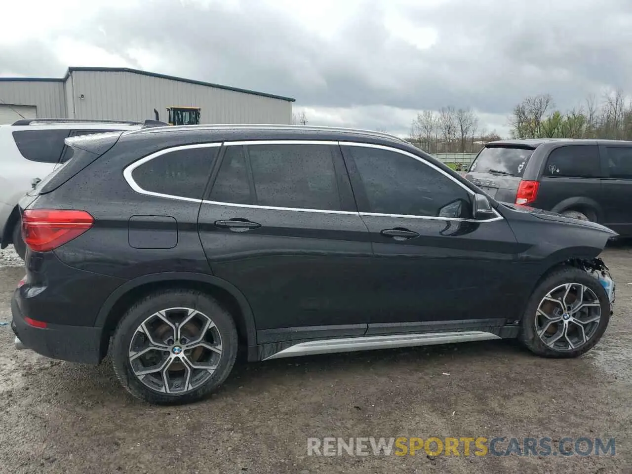 3 Photograph of a damaged car WBXJG9C00L5R78587 BMW X1 2020