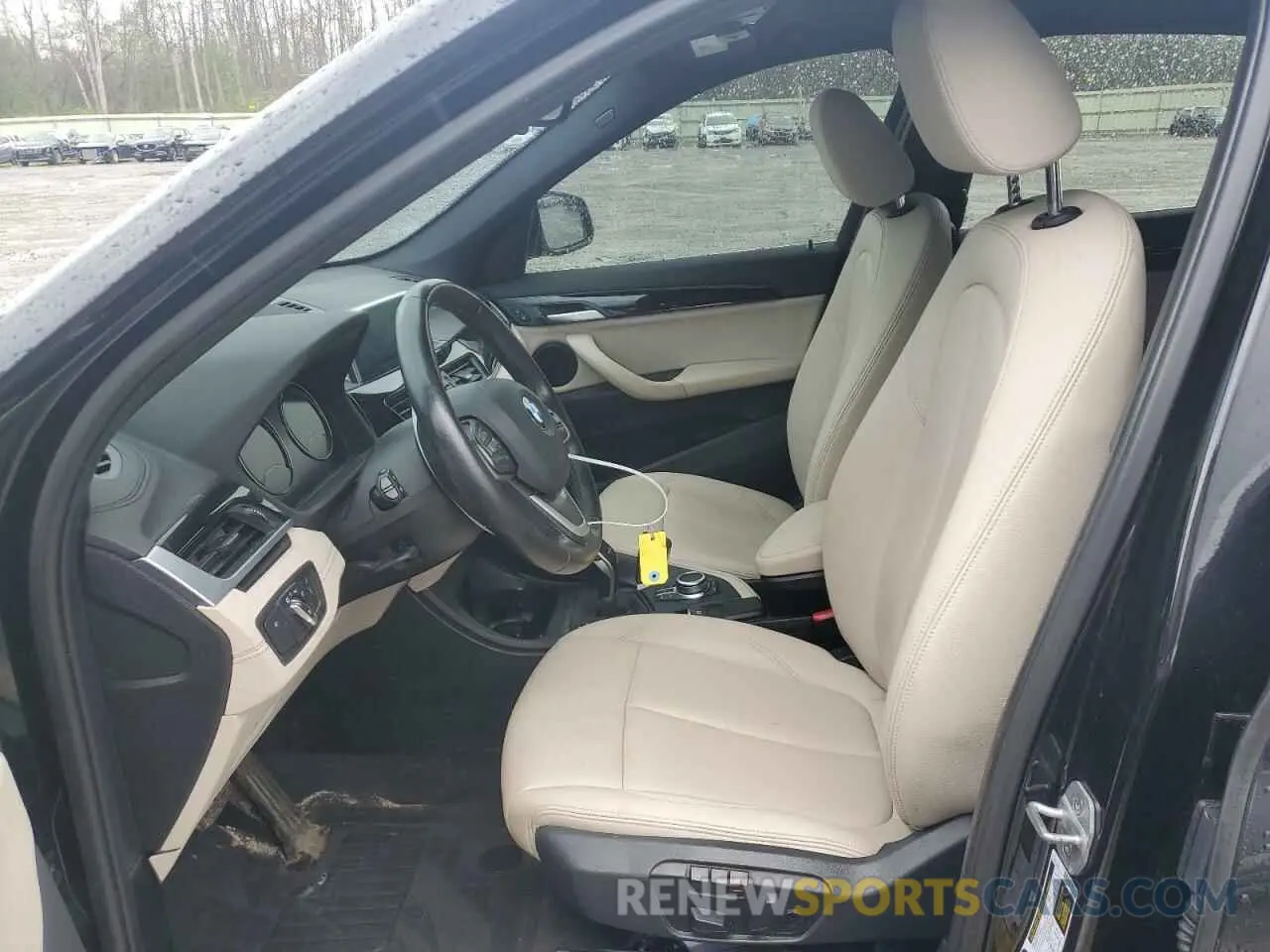 7 Photograph of a damaged car WBXJG9C00L5R78587 BMW X1 2020