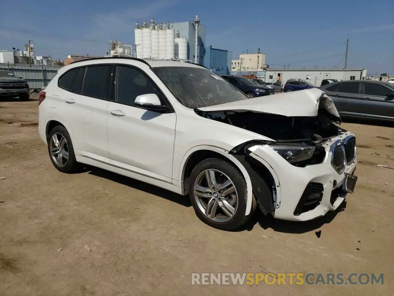 4 Фотография поврежденного автомобиля WBXJG9C04L5P24476 BMW X1 2020