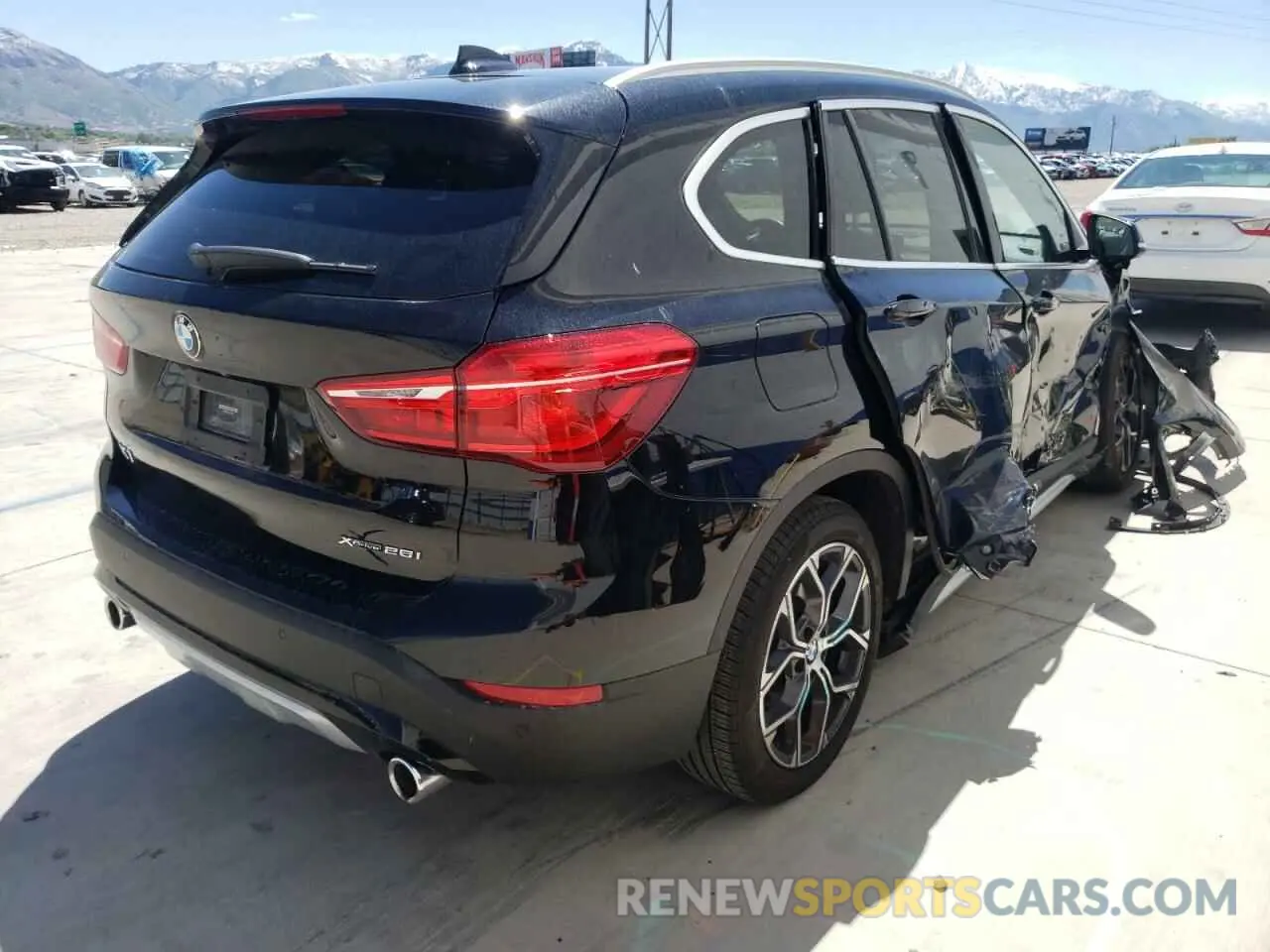 4 Фотография поврежденного автомобиля WBXJG9C04L5P91224 BMW X1 2020