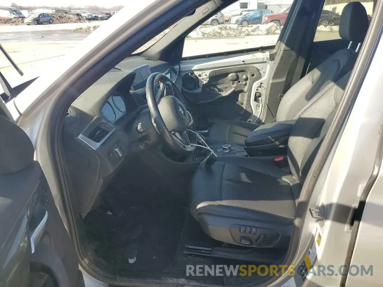 7 Фотография поврежденного автомобиля WBXJG9C05L3L31128 BMW X1 2020