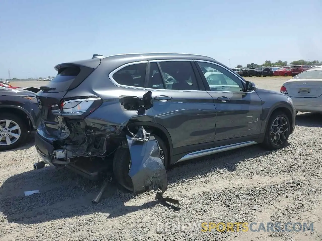 3 Photograph of a damaged car WBXJG9C06L5R54942 BMW X1 2020