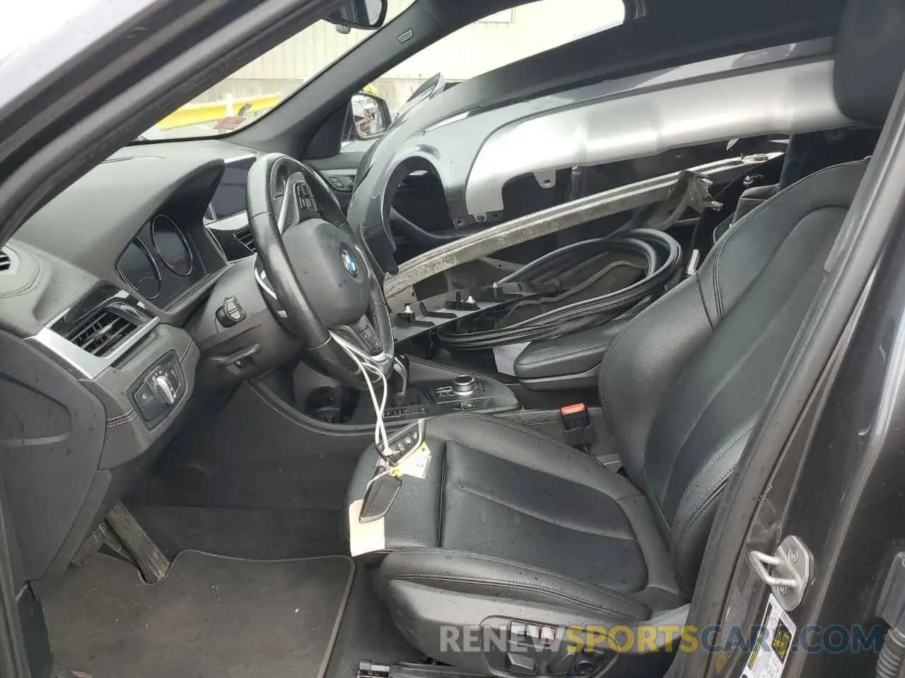 7 Фотография поврежденного автомобиля WBXJG9C06L5R70557 BMW X1 2020