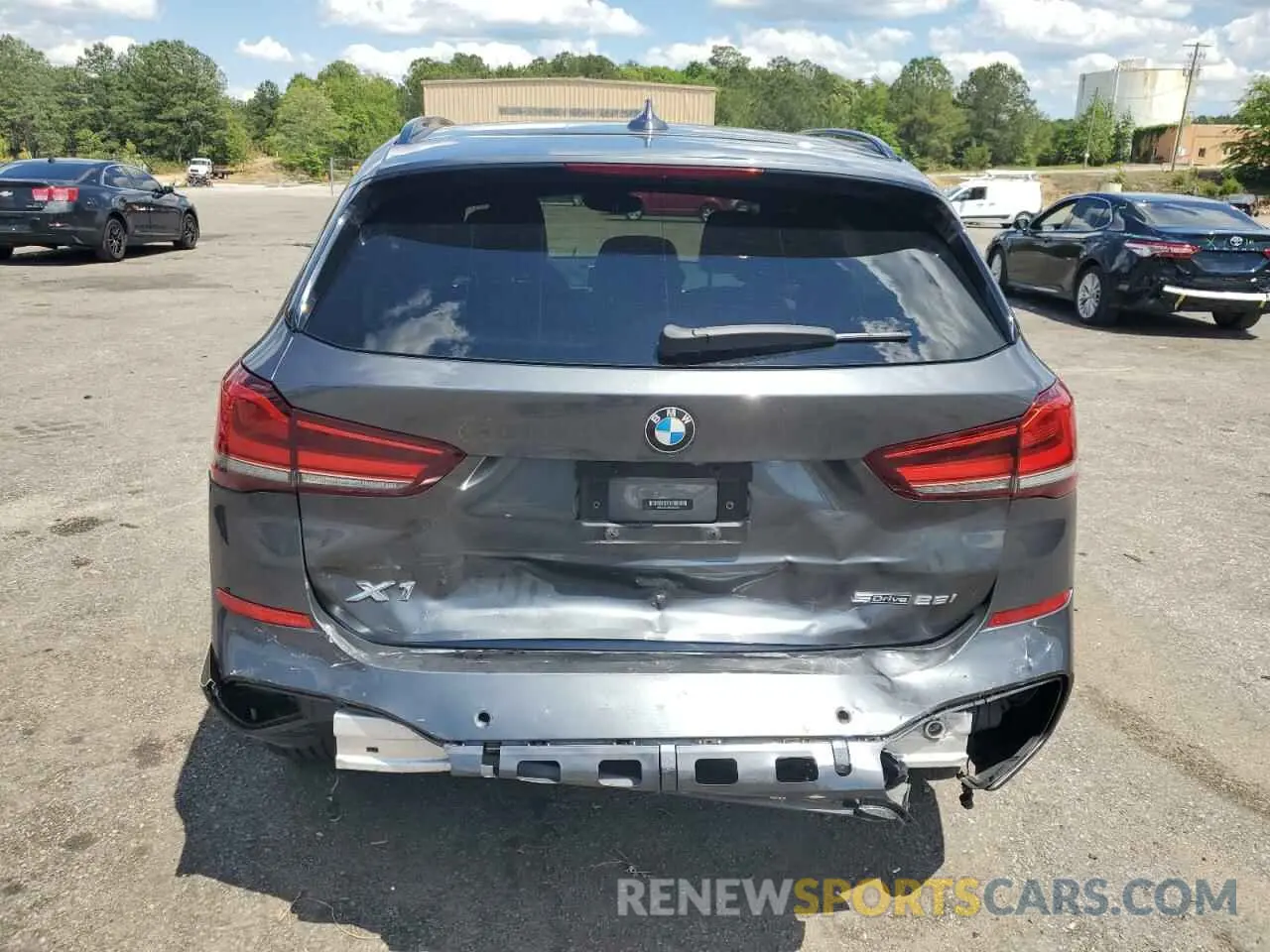 6 Фотография поврежденного автомобиля WBXJG7C00M5T64693 BMW X1 2021