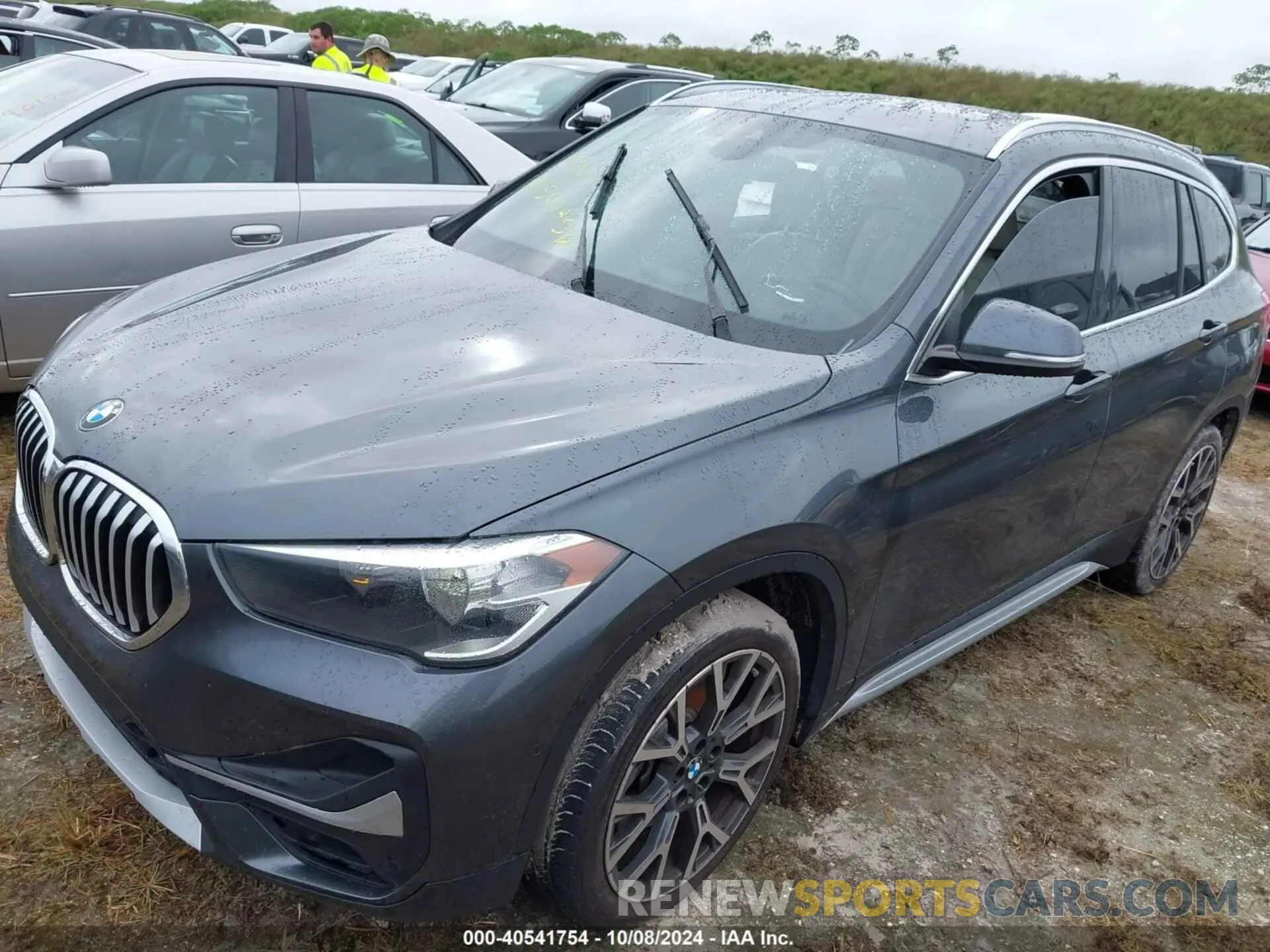 2 Фотография поврежденного автомобиля WBXJG7C00M5T74818 BMW X1 2021