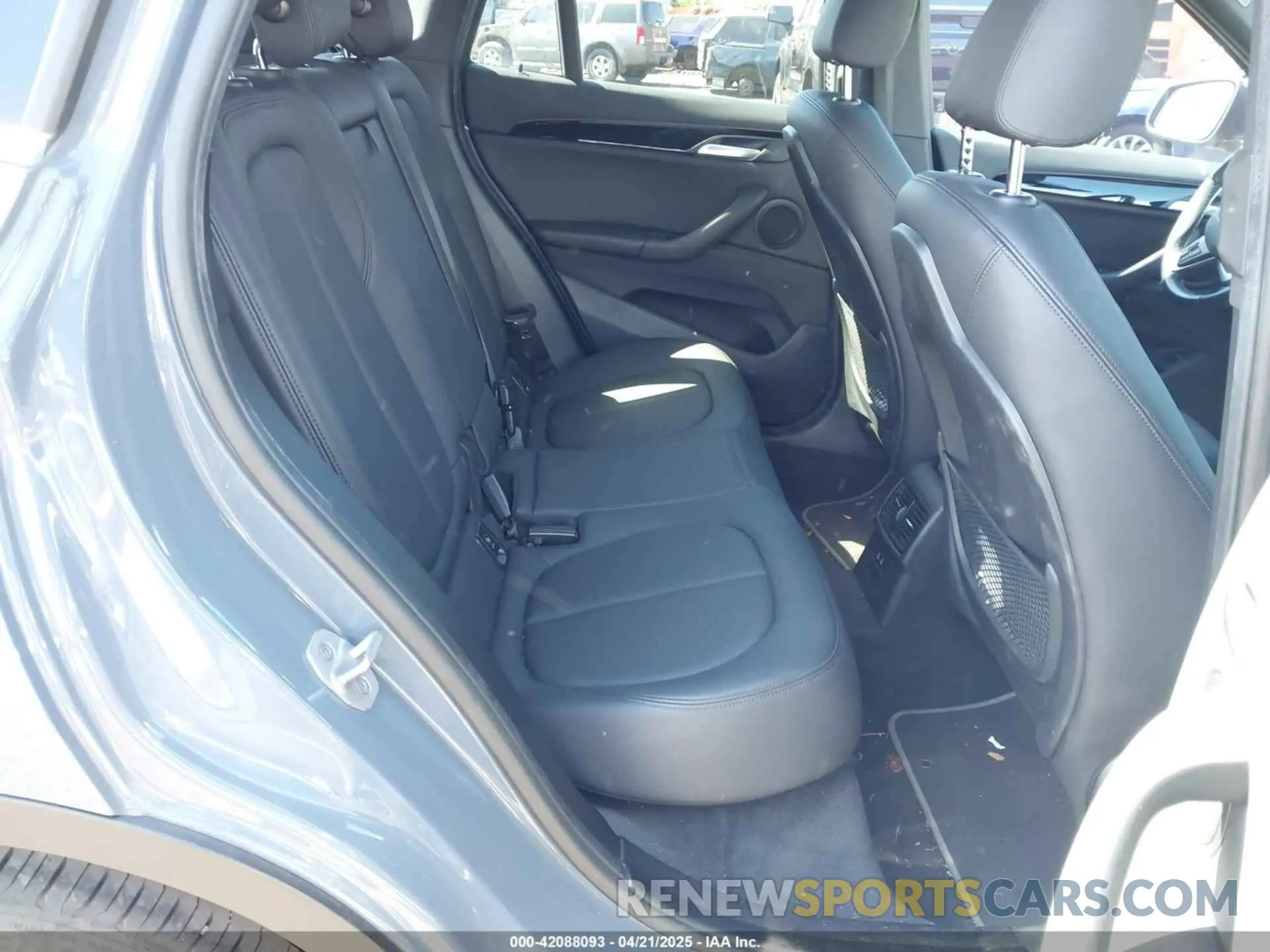 8 Фотография поврежденного автомобиля WBXJG7C01M5S66837 BMW X1 2021