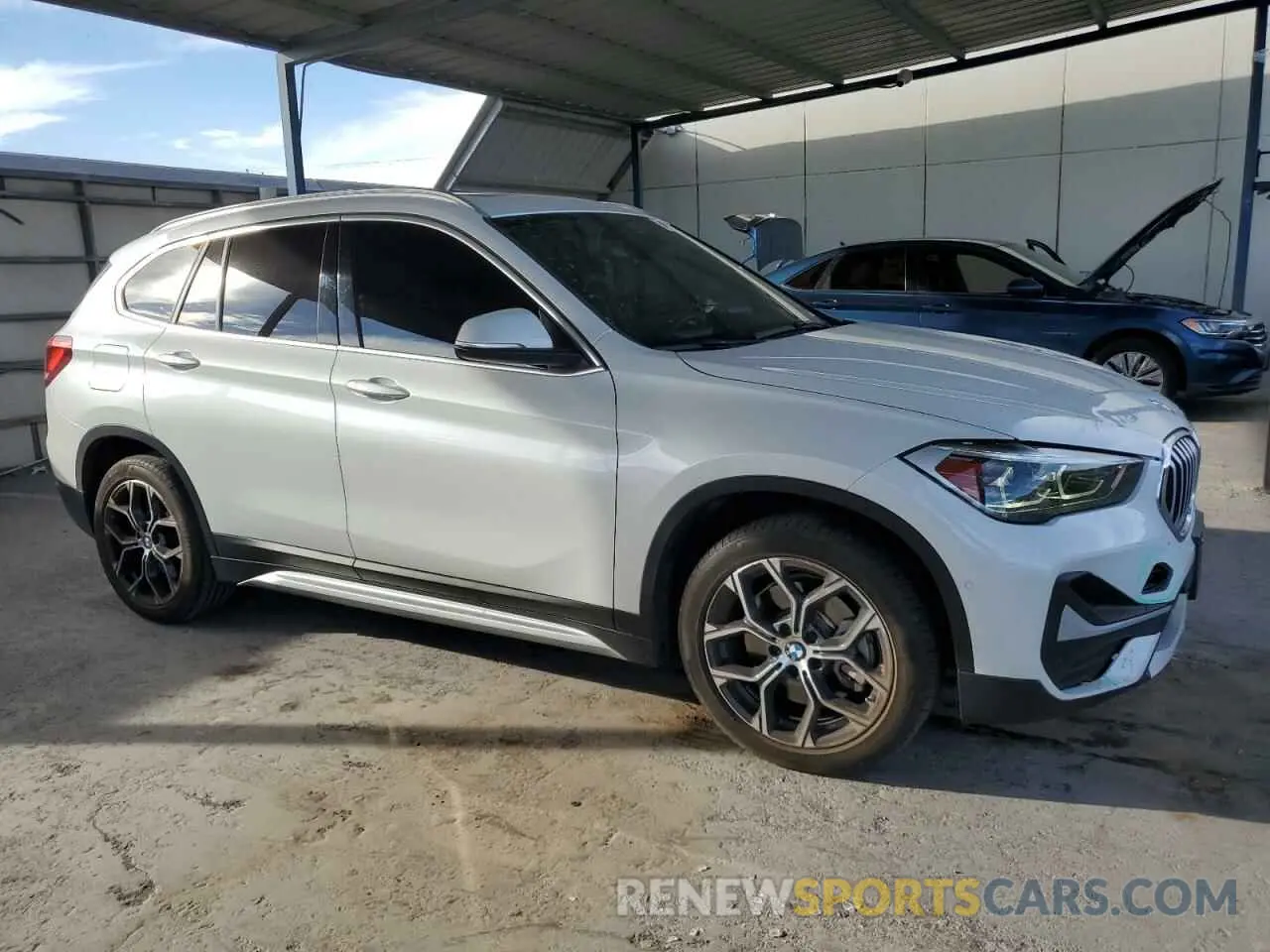 4 Photograph of a damaged car WBXJG7C01M5T08696 BMW X1 2021