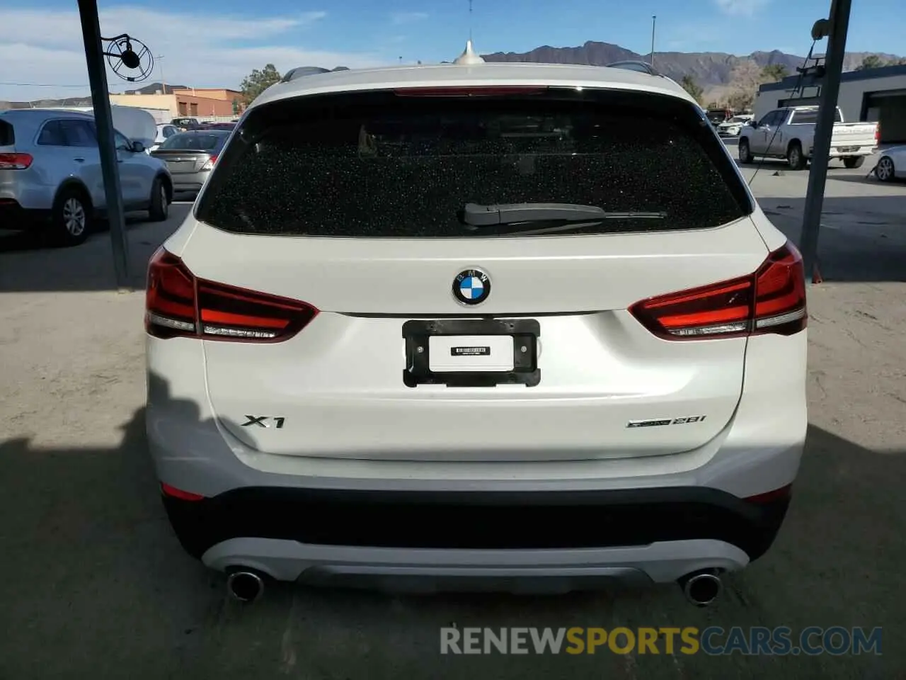 6 Photograph of a damaged car WBXJG7C01M5T08696 BMW X1 2021