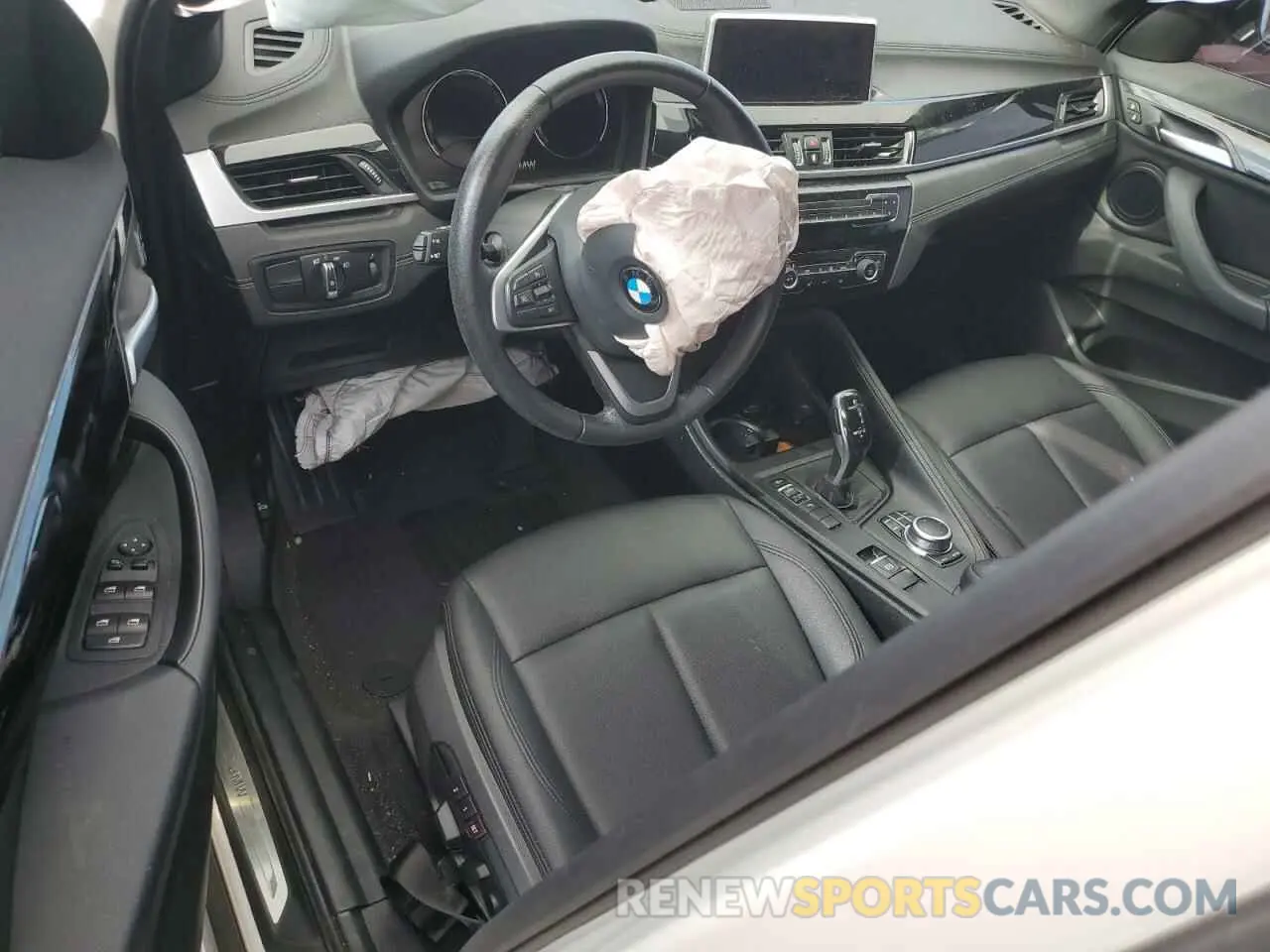 8 Фотография поврежденного автомобиля WBXJG7C01M5T72642 BMW X1 2021