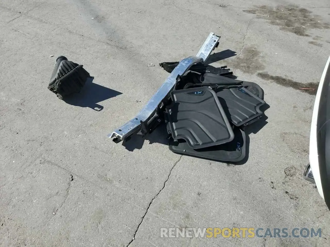 13 Фотография поврежденного автомобиля WBXJG7C02M5U40141 BMW X1 2021
