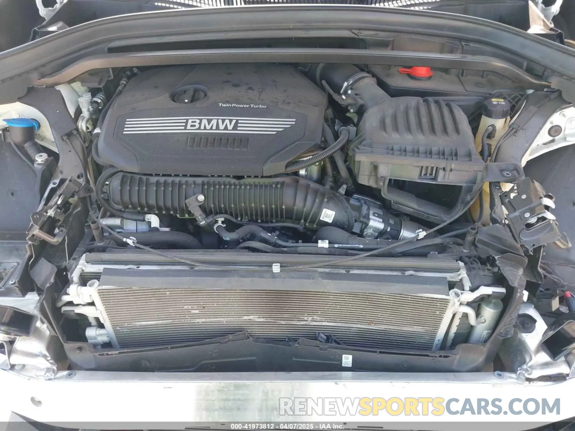 10 Фотография поврежденного автомобиля WBXJG7C03M5T37228 BMW X1 2021