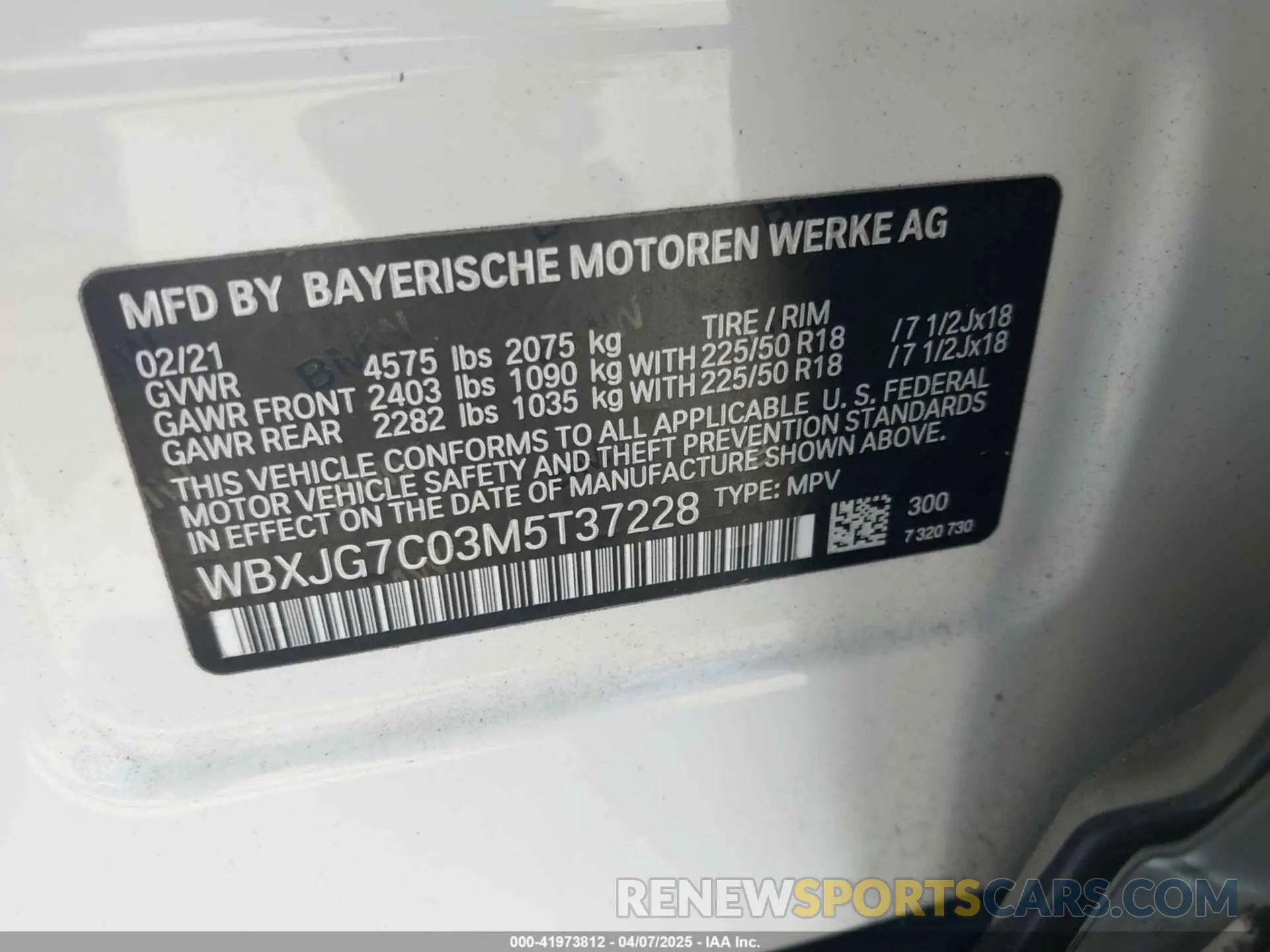 9 Фотография поврежденного автомобиля WBXJG7C03M5T37228 BMW X1 2021