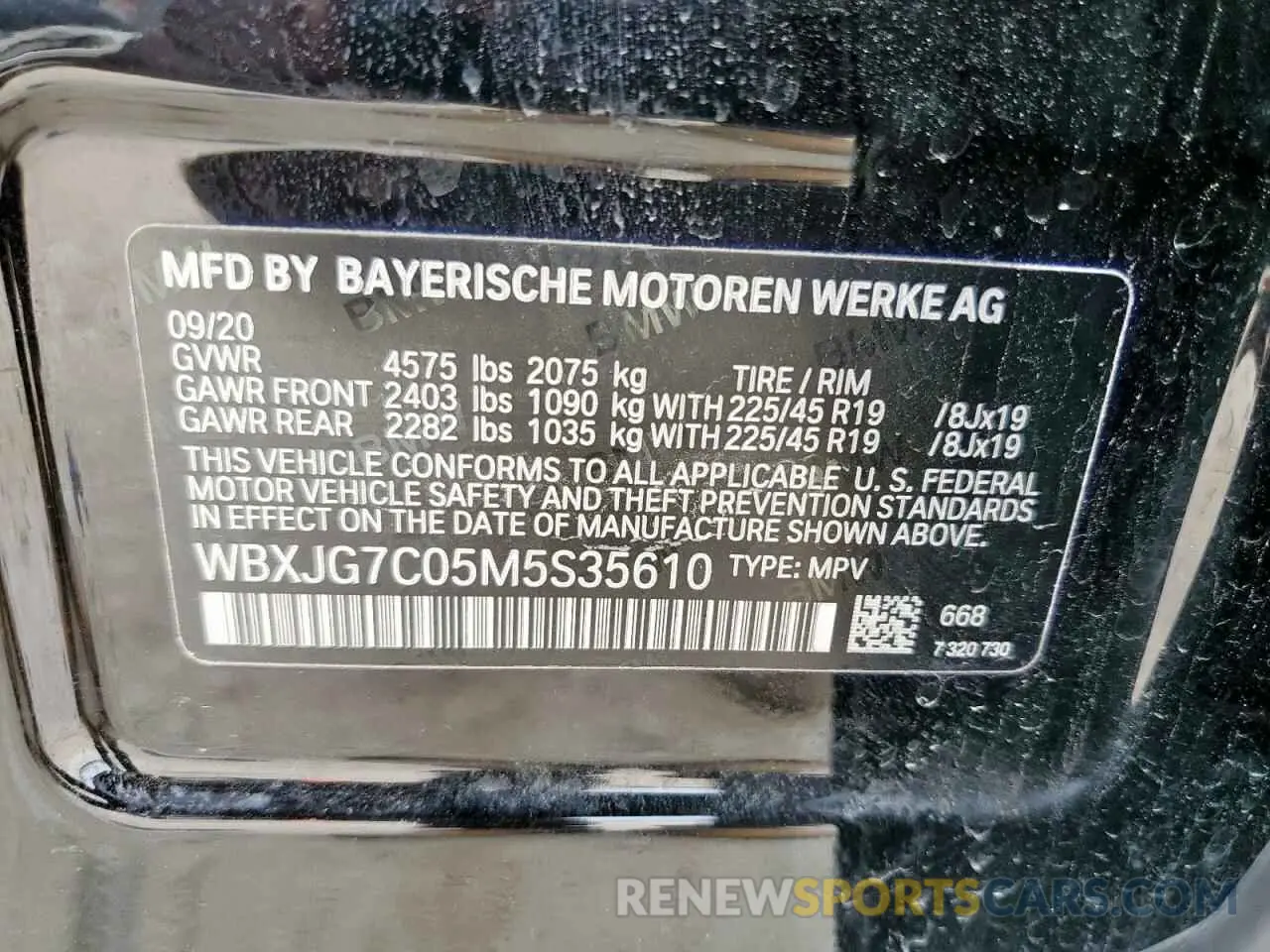13 Photograph of a damaged car WBXJG7C05M5S35610 BMW X1 2021