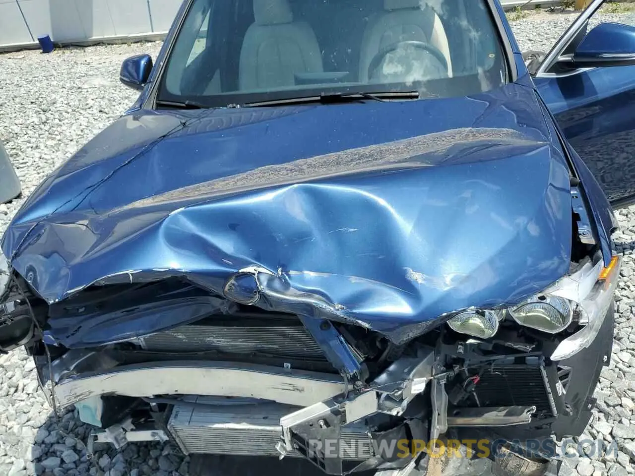 12 Photograph of a damaged car WBXJG7C06M5S00879 BMW X1 2021