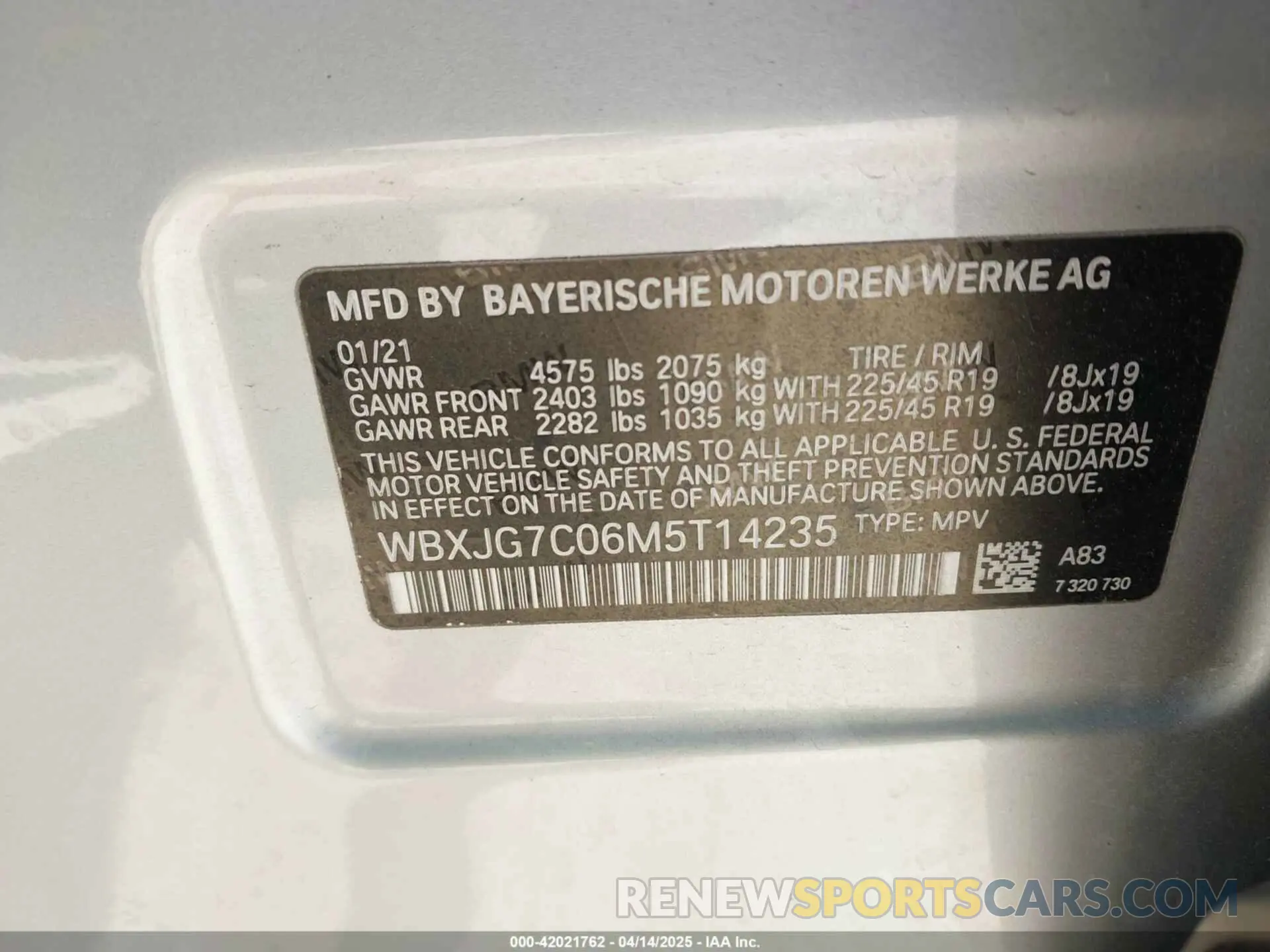 9 Photograph of a damaged car WBXJG7C06M5T14235 BMW X1 2021
