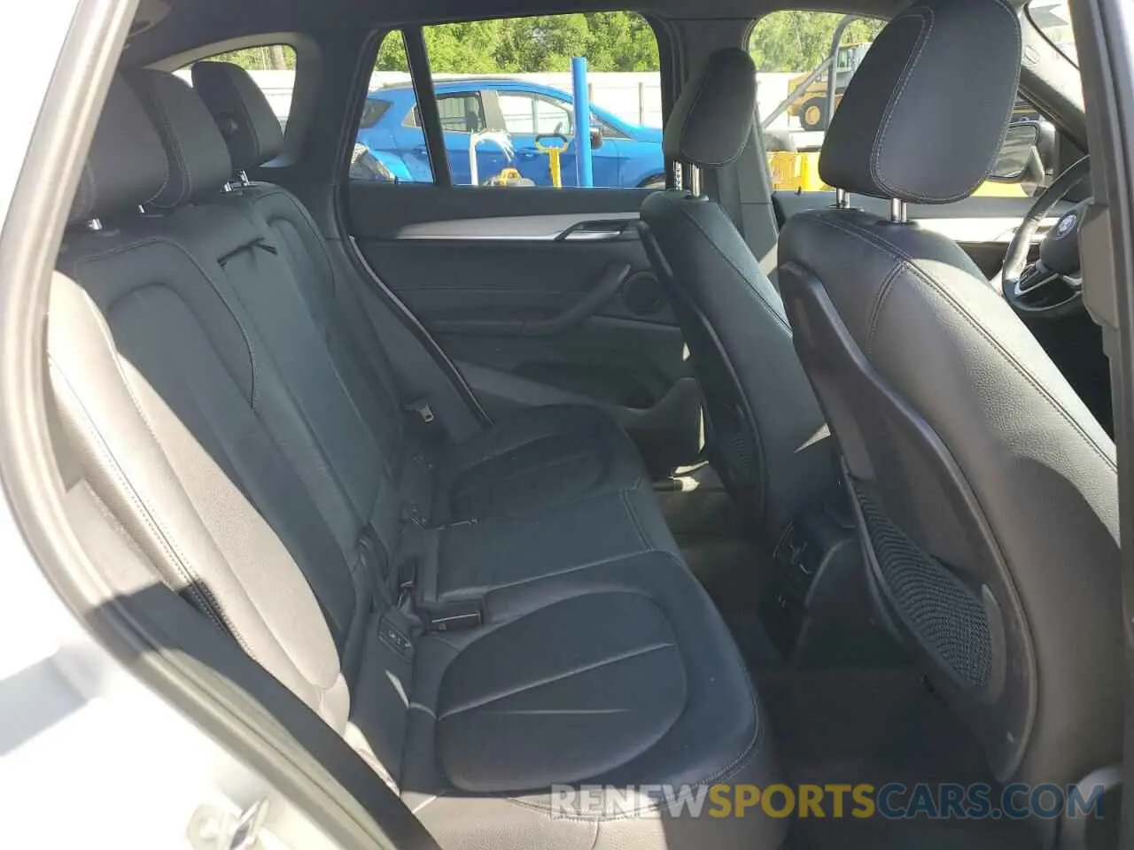11 Photograph of a damaged car WBXJG7C06M5U15436 BMW X1 2021