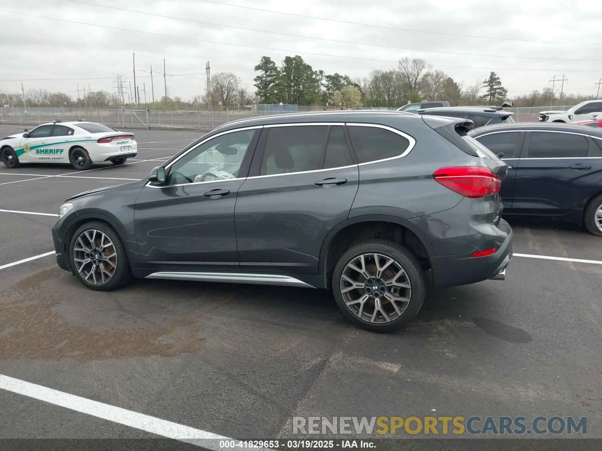 14 Фотография поврежденного автомобиля WBXJG7C07M5S08831 BMW X1 2021