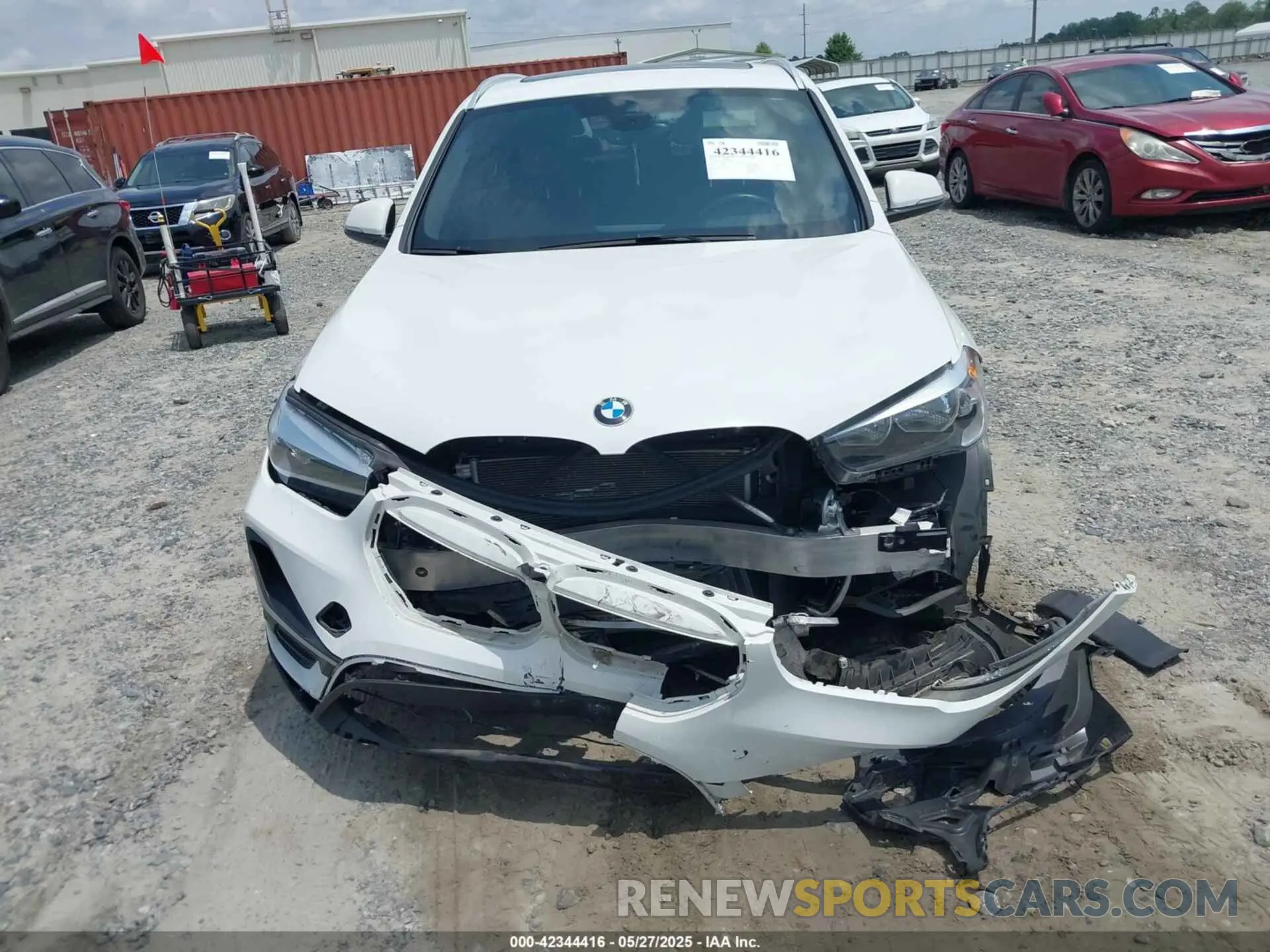 12 Фотография поврежденного автомобиля WBXJG7C07M5T08833 BMW X1 2021