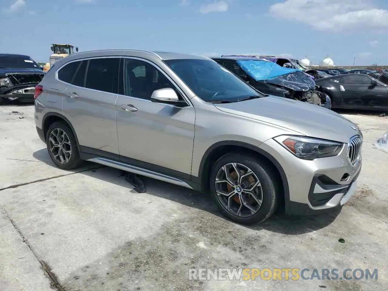 4 Photograph of a damaged car WBXJG7C08M5S33866 BMW X1 2021