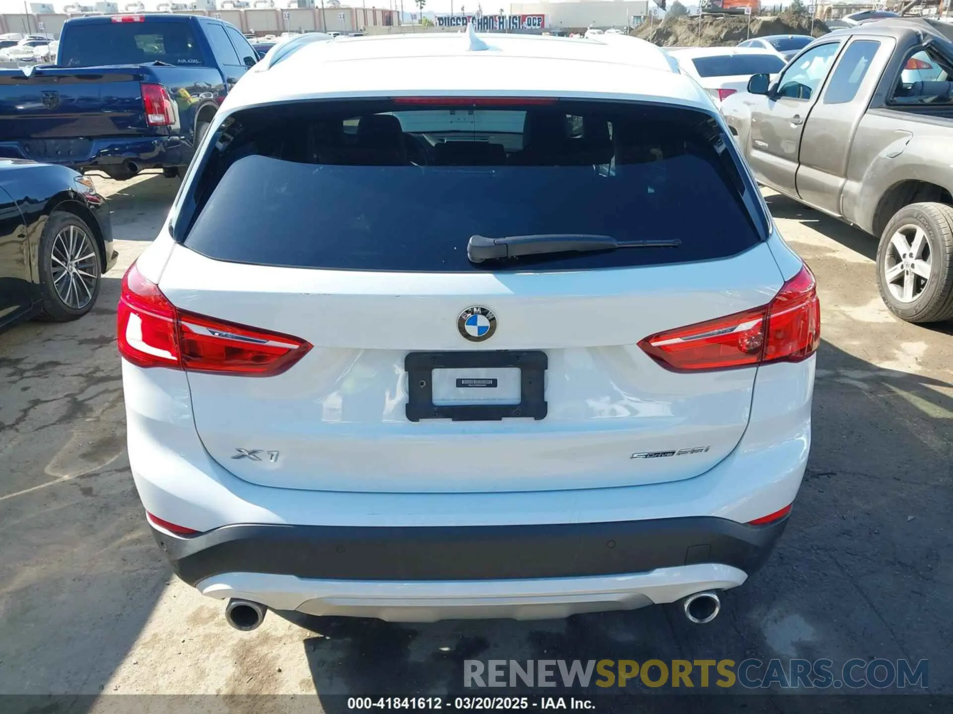 17 Photograph of a damaged car WBXJG7C08M5S34659 BMW X1 2021