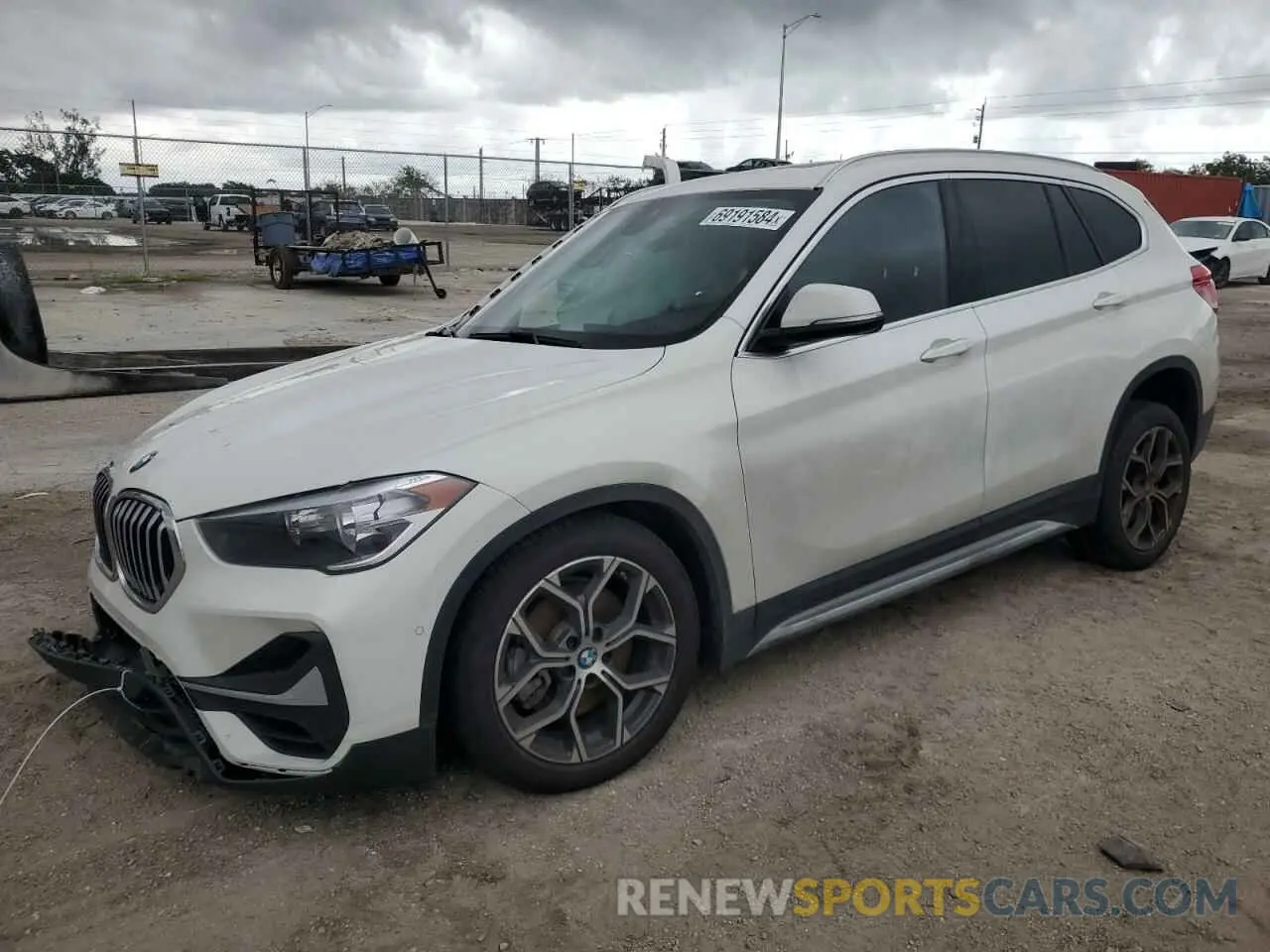 1 Photograph of a damaged car WBXJG7C09M5T38898 BMW X1 2021