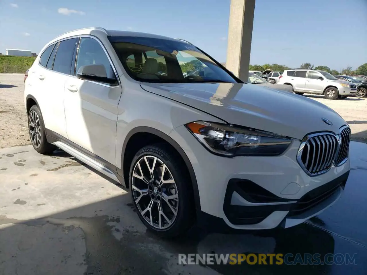 1 Photograph of a damaged car WBXJG7C0XM5T59047 BMW X1 2021