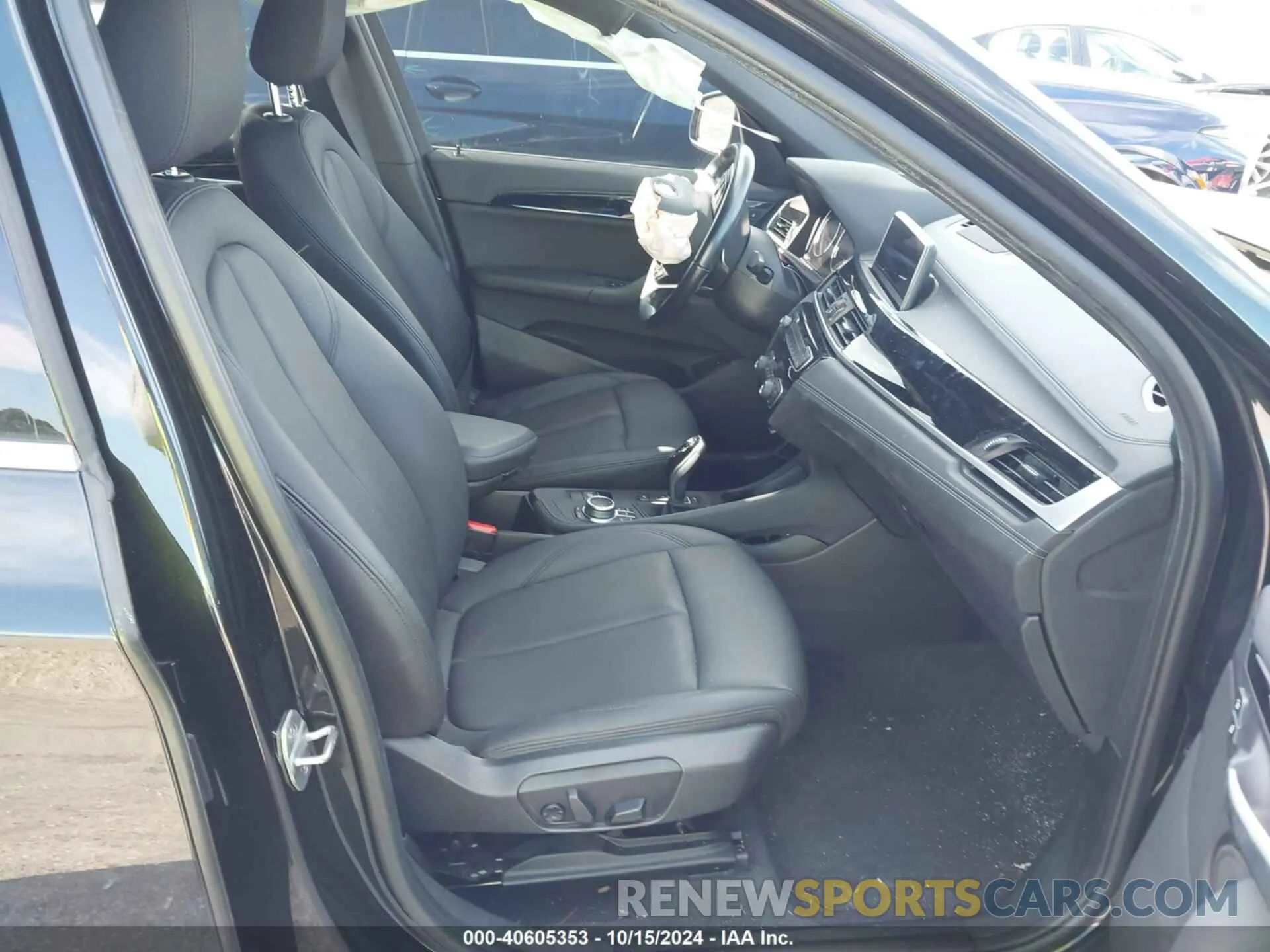 5 Photograph of a damaged car WBXJG9C02M5S26262 BMW X1 2021