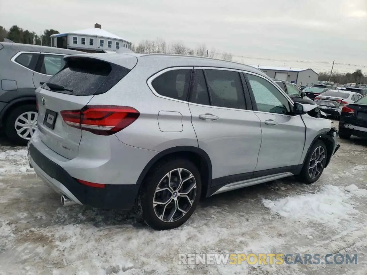 3 Photograph of a damaged car WBXJG9C02M5T38320 BMW X1 2021