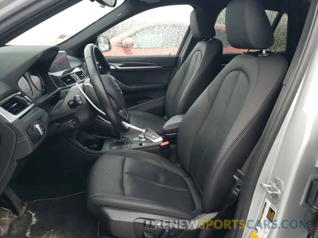 7 Photograph of a damaged car WBXJG9C02M5T38320 BMW X1 2021