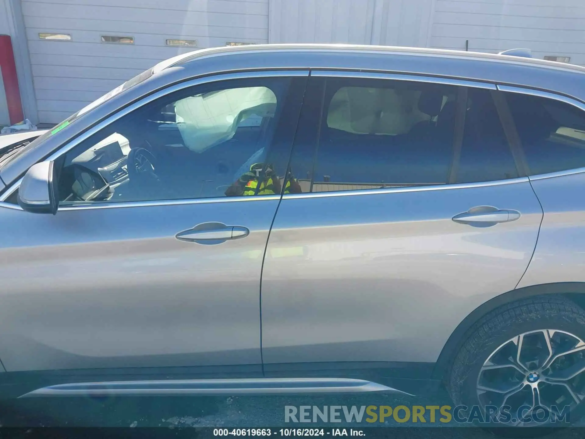14 Фотография поврежденного автомобиля WBXJG9C04M5U00039 BMW X1 2021