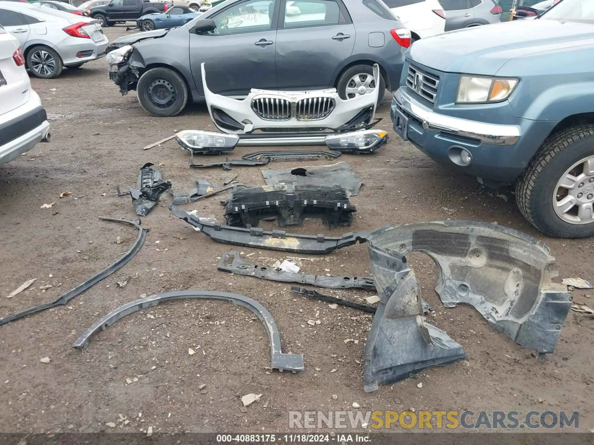 12 Photograph of a damaged car WBXJG9C04M5U06214 BMW X1 2021