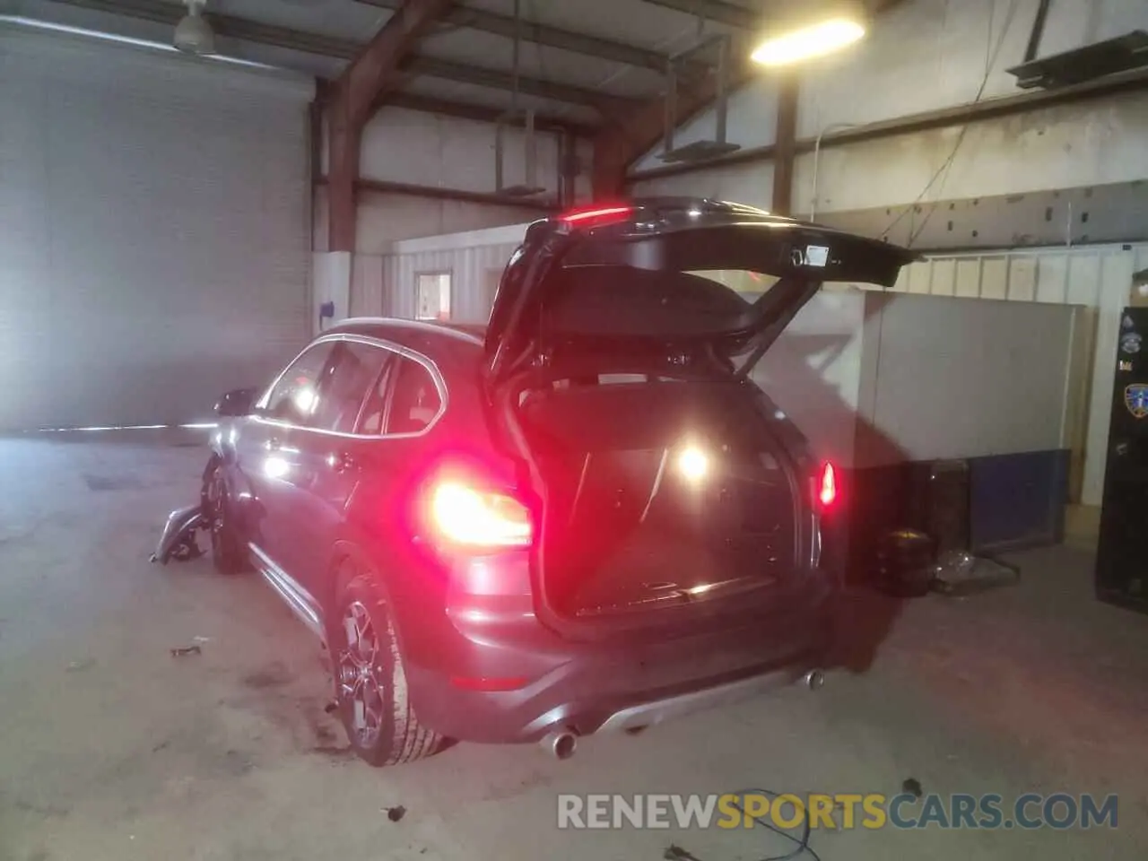 3 Фотография поврежденного автомобиля WBXJG9C06M5S00957 BMW X1 2021