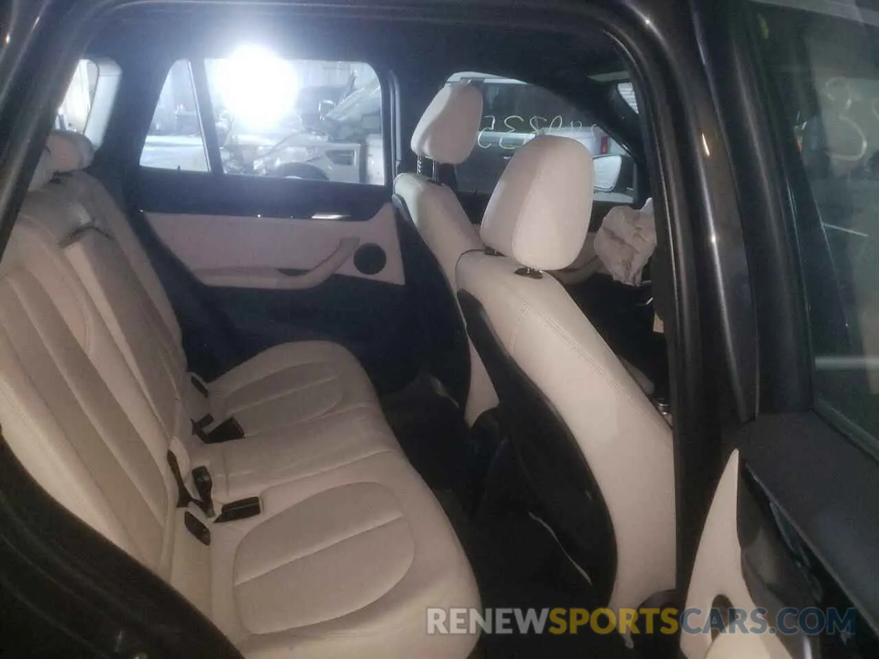 6 Фотография поврежденного автомобиля WBXJG9C06M5S00957 BMW X1 2021