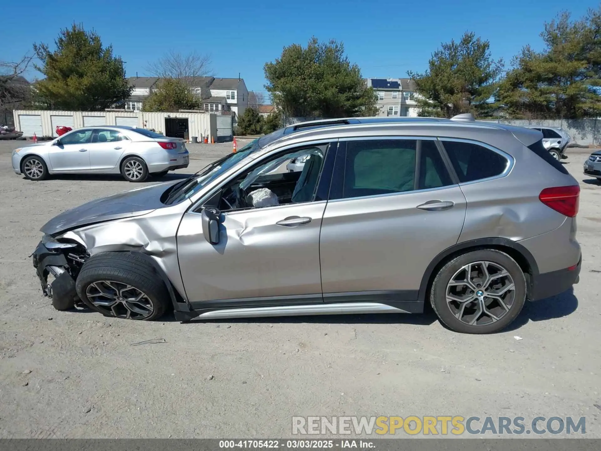 14 Фотография поврежденного автомобиля WBXJG9C06M5S85511 BMW X1 2021