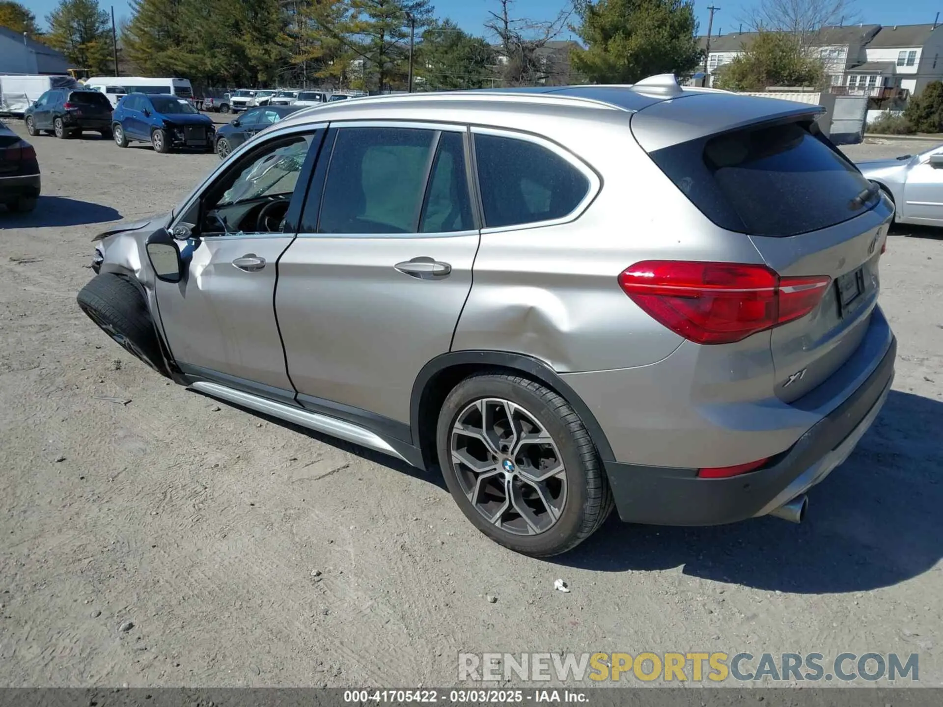 3 Фотография поврежденного автомобиля WBXJG9C06M5S85511 BMW X1 2021