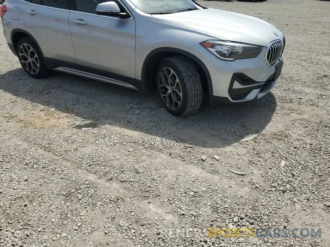4 Фотография поврежденного автомобиля WBXJG9C07M5S85128 BMW X1 2021
