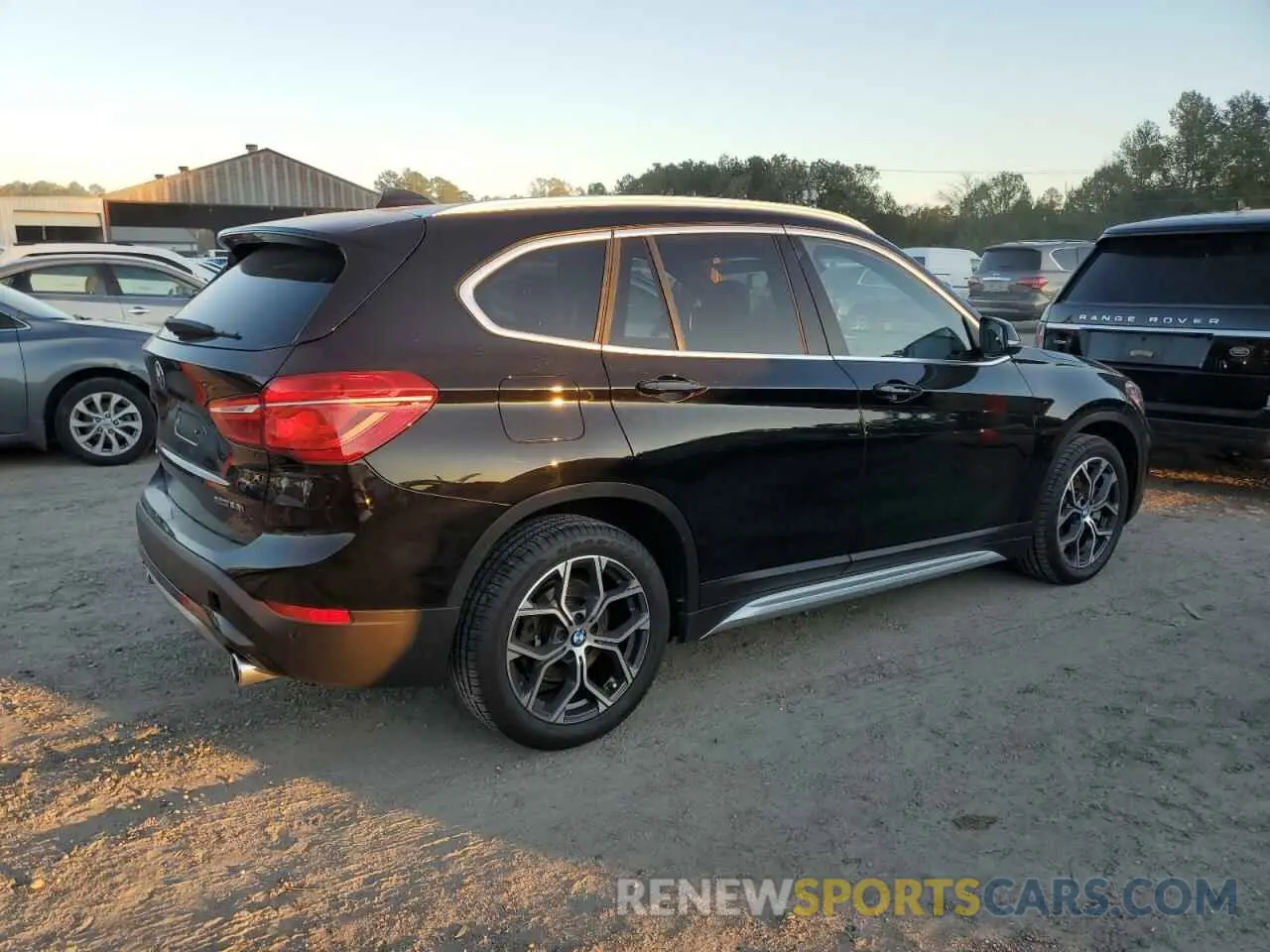 3 Photograph of a damaged car WBXJG9C07M5T06155 BMW X1 2021